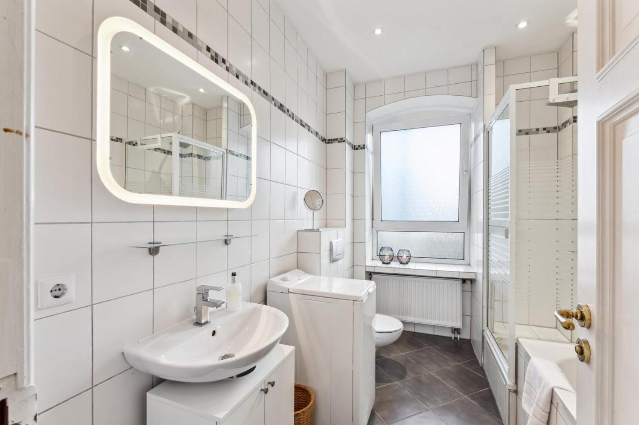 Bright 3-Room Apartment Near Prenzlauer Berg เบอร์ลิน ภายนอก รูปภาพ